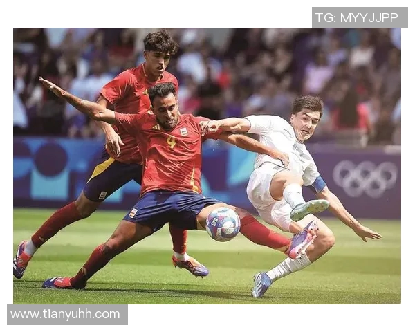 球星亲临助阵观看足球比赛现场感受精彩瞬间